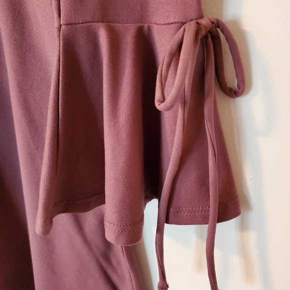 Selling Beautiful Long Sleeved Purple Dress from Forever 21 - Picture 4 of 8